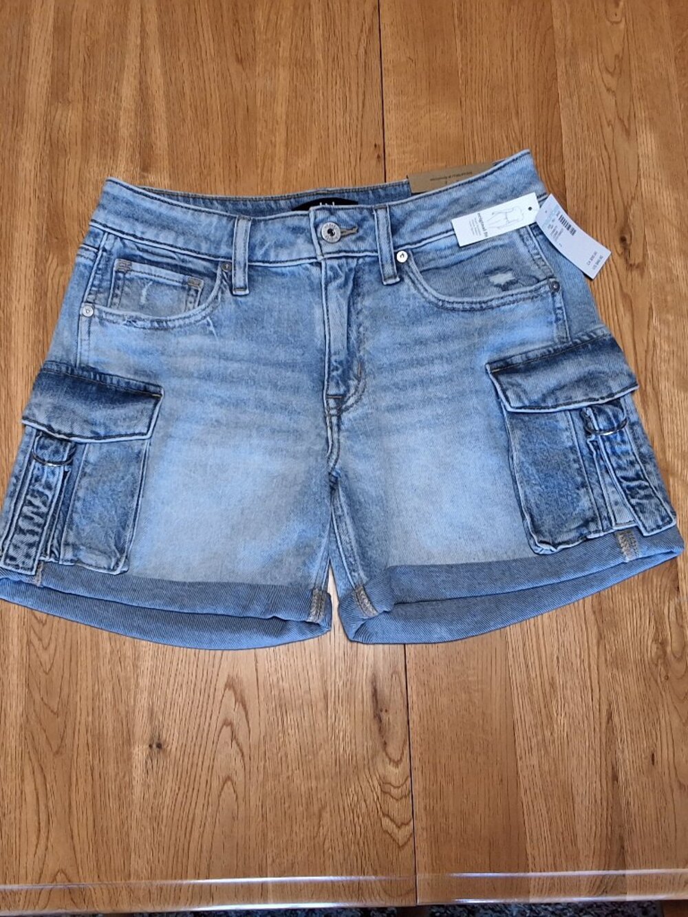 NWT Maurices Edgely Cargo Jean Shorts Size 2